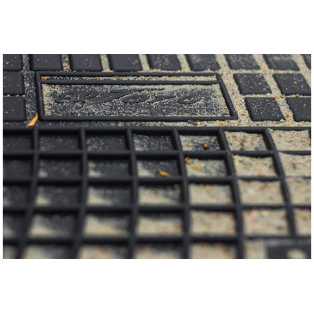 Suzuki Vitara 2014 → Guminiai kilimėliai 